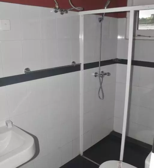هتل Gregorys Bungalow