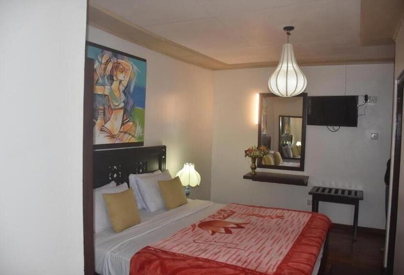 בית מלון כפרי Gregorys Bungalow