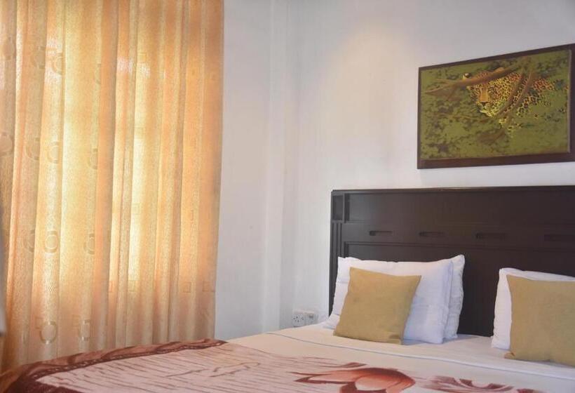 בית מלון כפרי Gregorys Bungalow