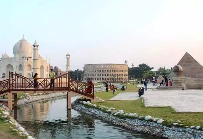 ホテル Holiday Inn Kolkata Airport, An Ihg