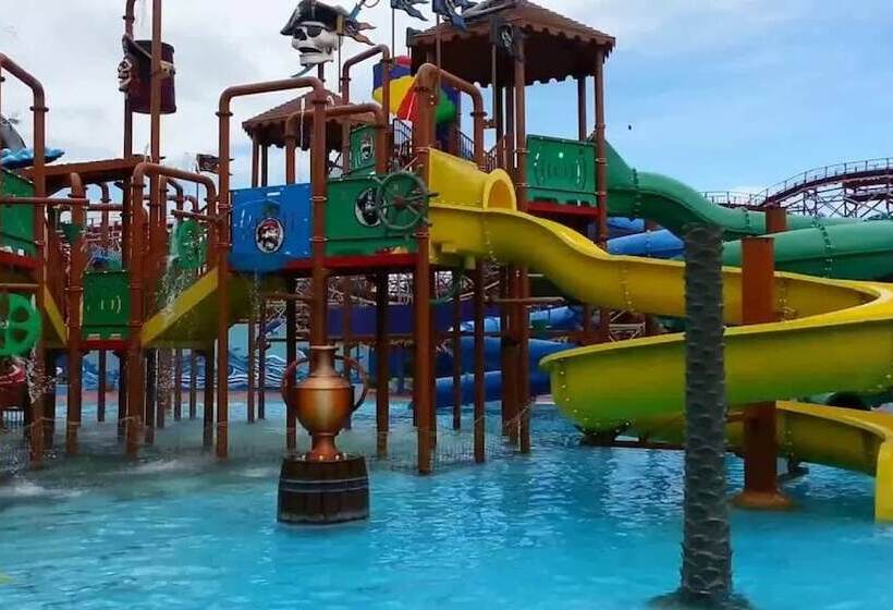 Отель Holiday Inn Kolkata Airport, An Ihg