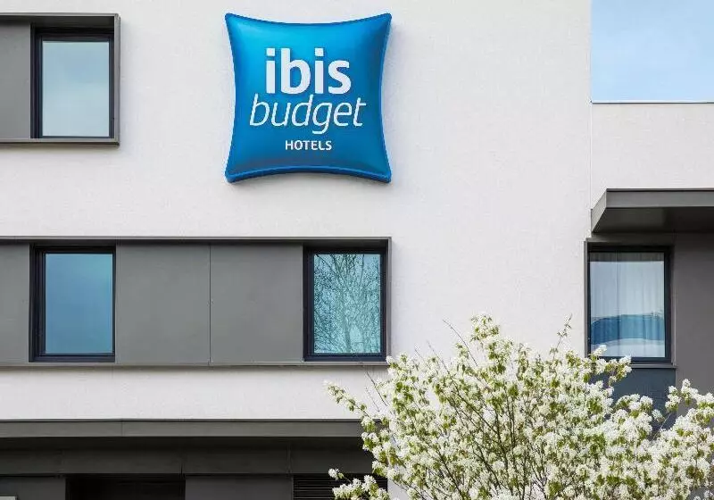 ホテル Ibis Budget Saint Quentin Yvelines   Vélodrome