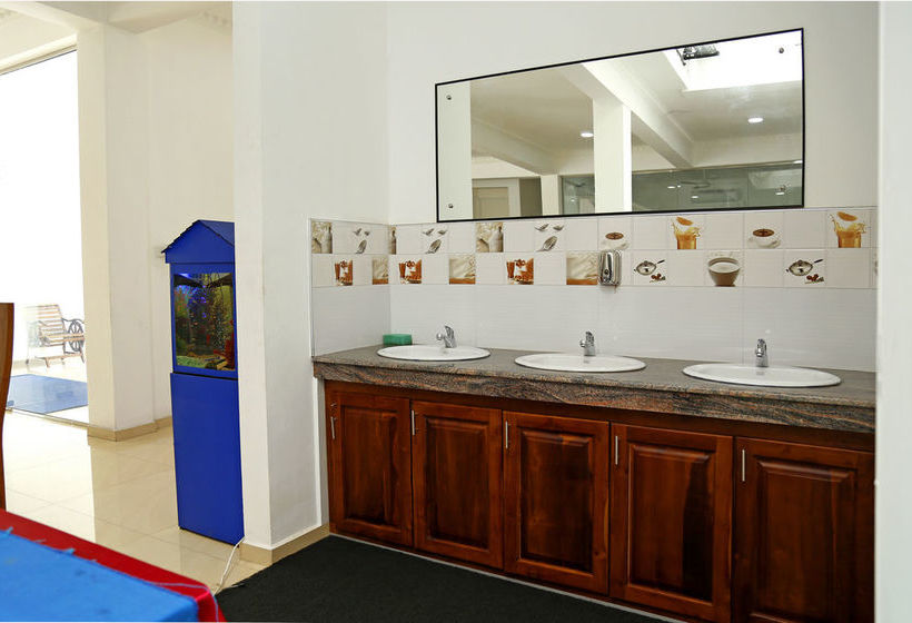 فندق Ronaka Airport Transit