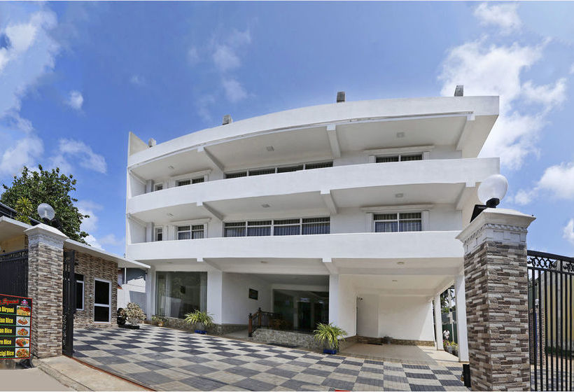 فندق Ronaka Airport Transit