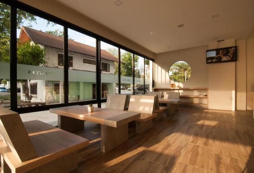 فندق The Zenith Residence