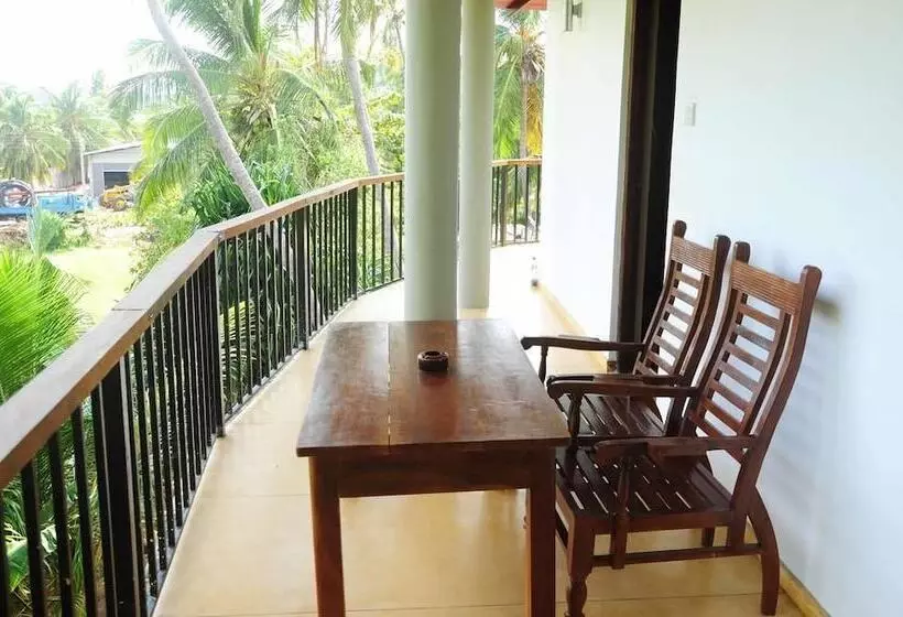 Hotelli Traveller S Home