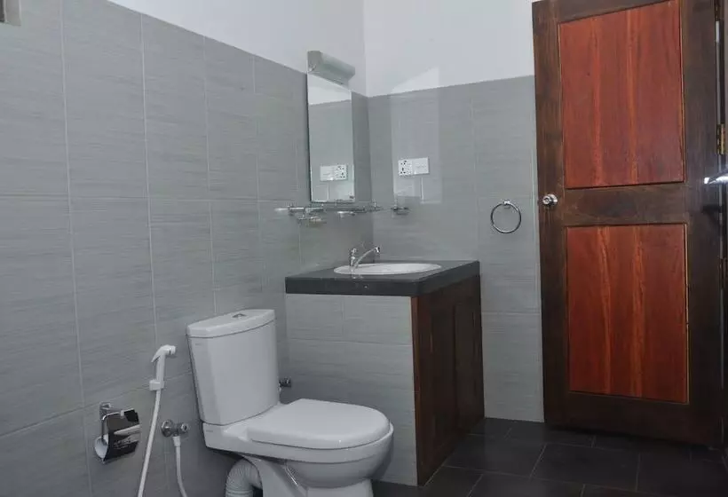 Hotelli Traveller S Home