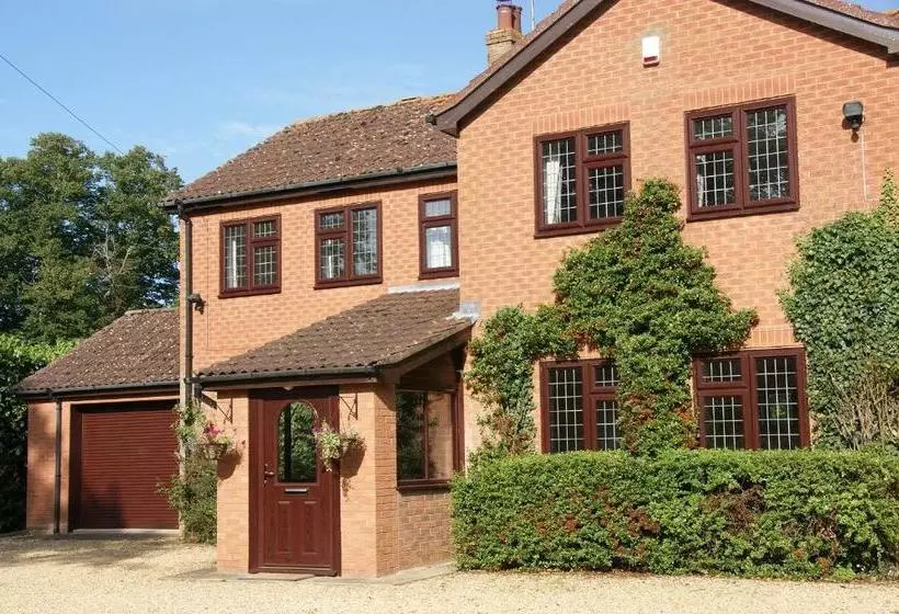 Linden Bed & Breakfast