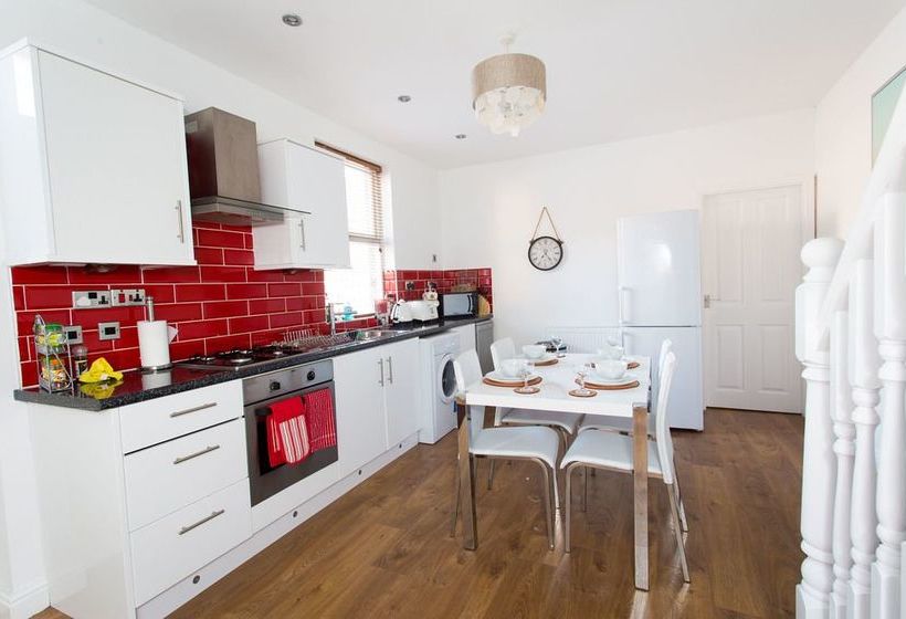 Luxurious Serviced Apartments