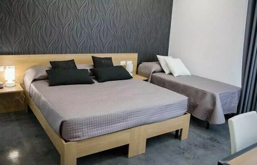 ペンション Abraxia Guest House