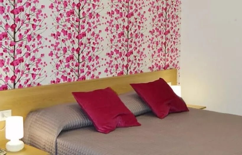 ペンション Abraxia Guest House