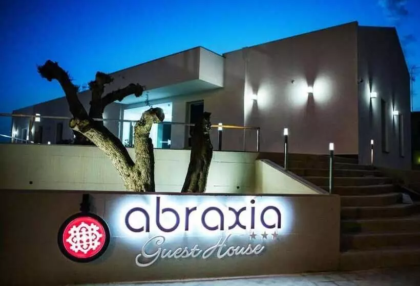 ペンション Abraxia Guest House