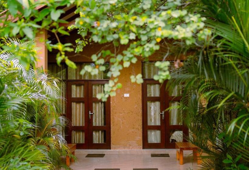 بنسيون Safari Lodge Yala