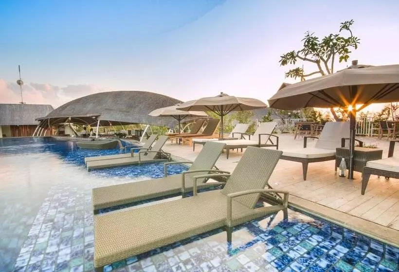 استراحتگاه Fox Hotel Jimbaran Beach