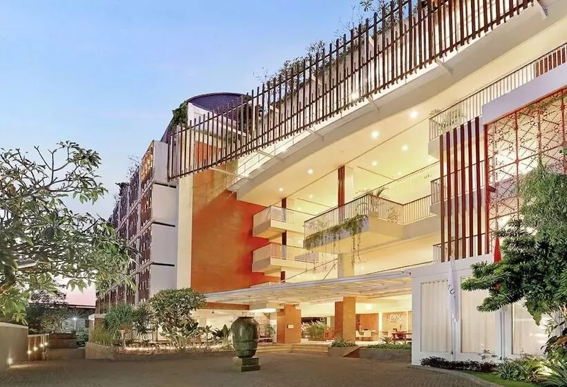 استراحتگاه Fox Hotel Jimbaran Beach
