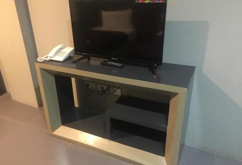 Отель Urban Living Zen