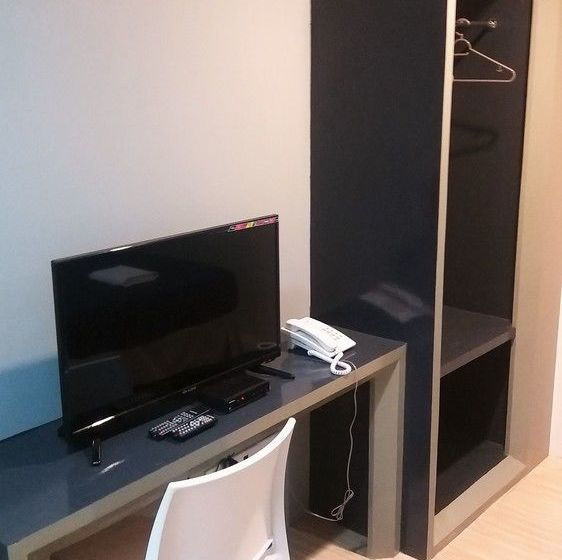 Отель Urban Living Zen