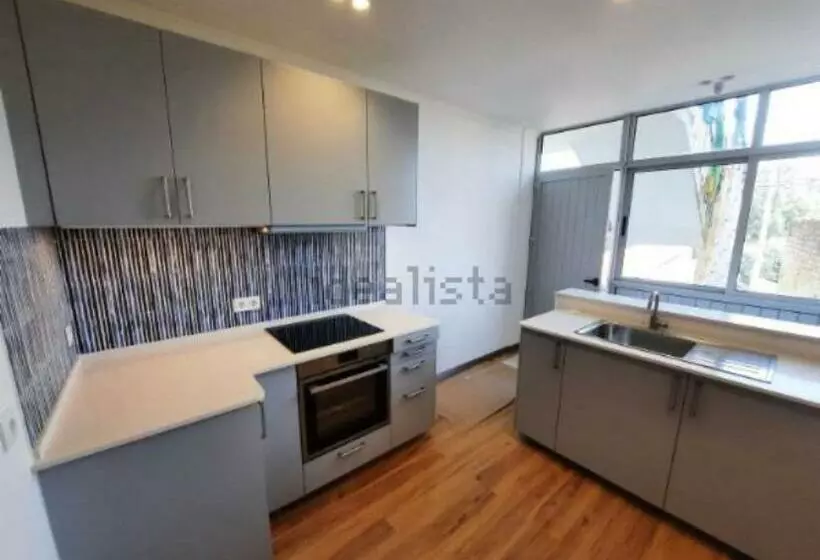 هاستل Molice Apartment