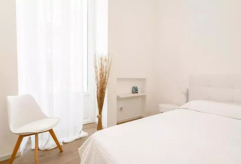 پانسیون Casa Del Barone   Luxury Suites