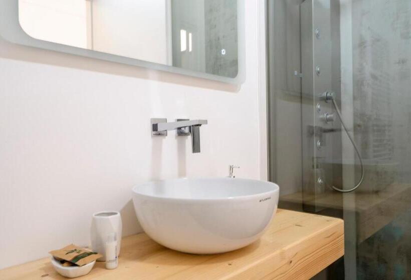 پانسیون Casa Del Barone   Luxury Suites