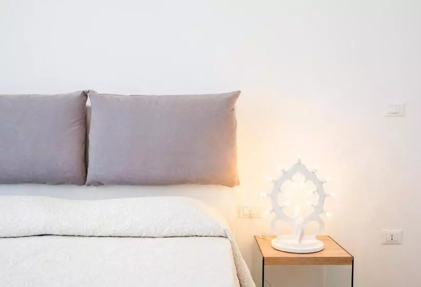 پانسیون Casa Del Barone   Luxury Suites