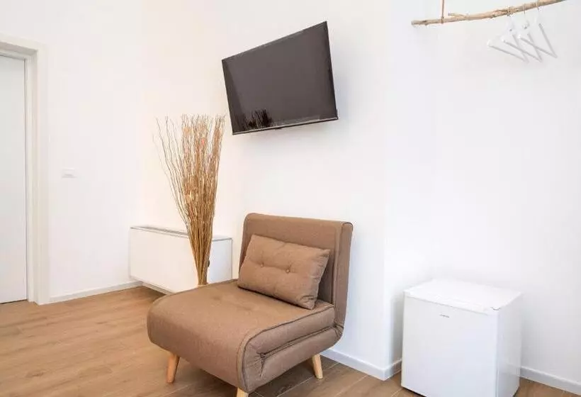 پانسیون Casa Del Barone   Luxury Suites