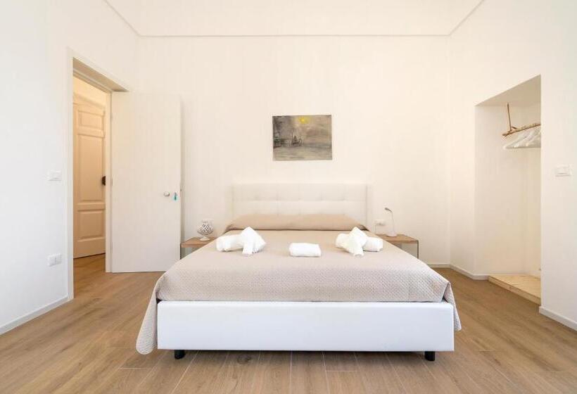 پانسیون Casa Del Barone   Luxury Suites