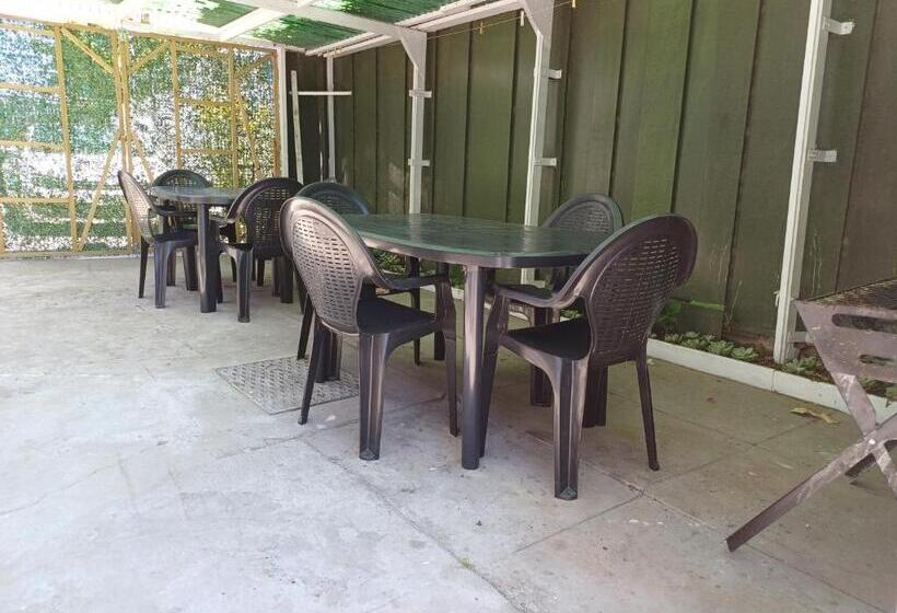 ペンション Ojong S Guesthouse Kraaifontein Eikendel