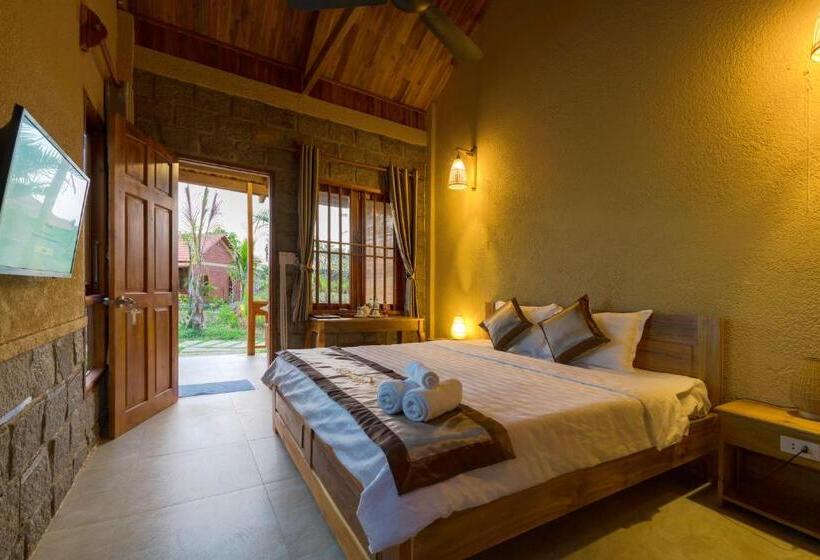 استراحتگاه Phu Quoc Island Lodge