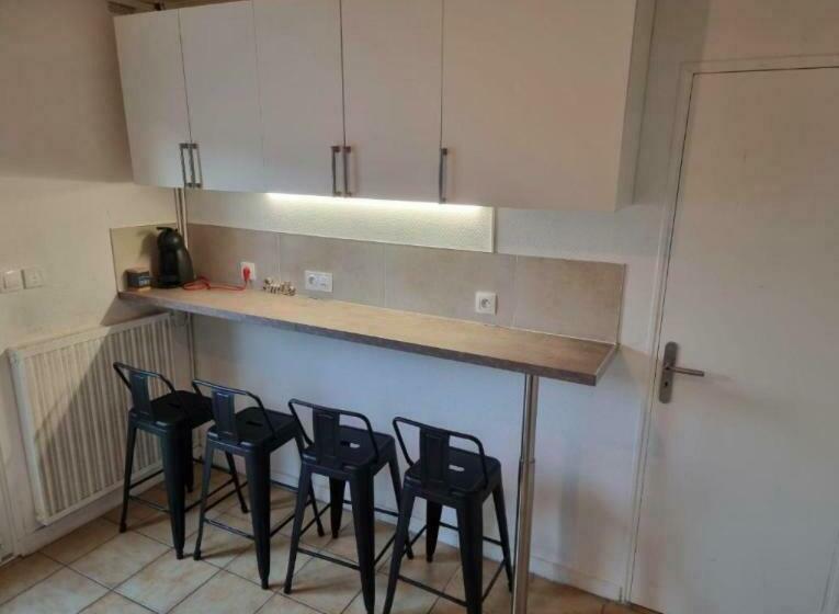 هاستل L Auberge Angevine