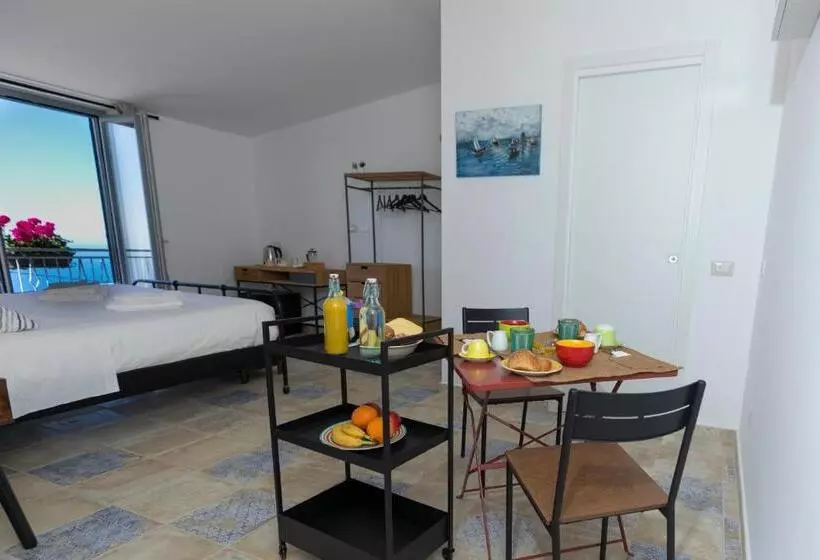 Aamiaismajoitus (B&B) Plein Sud Agerola