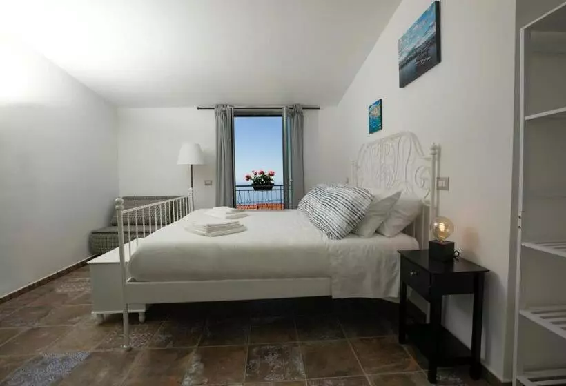Aamiaismajoitus (B&B) Plein Sud Agerola