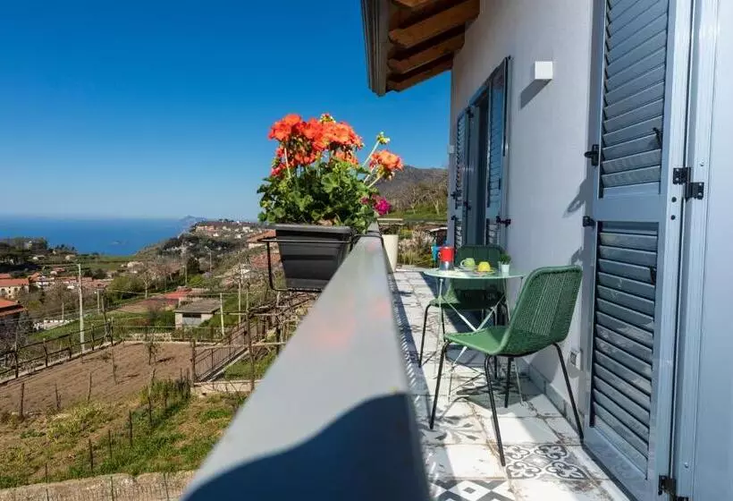 Aamiaismajoitus (B&B) Plein Sud Agerola