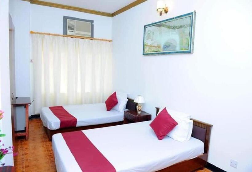 هتل Bab Al Bahrain