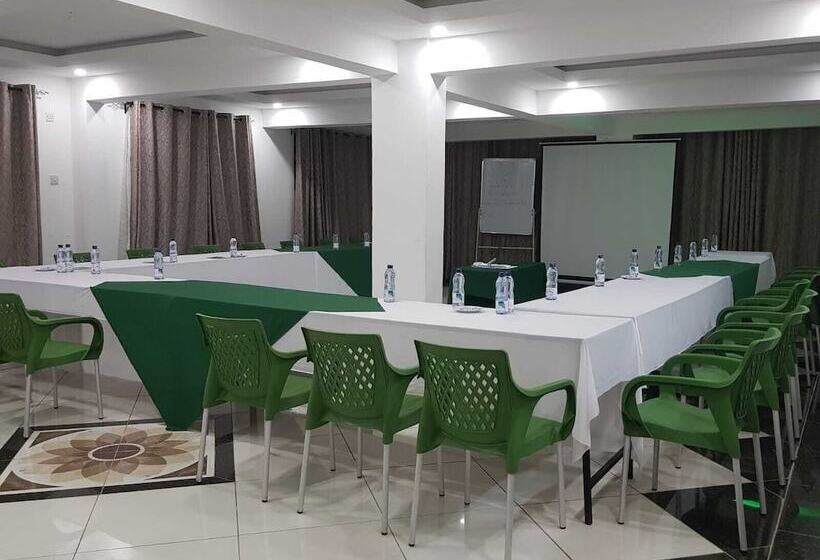 هتل Greenyard Resort Mtwapa