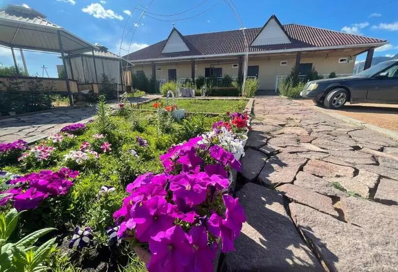 پانسیون Atauul