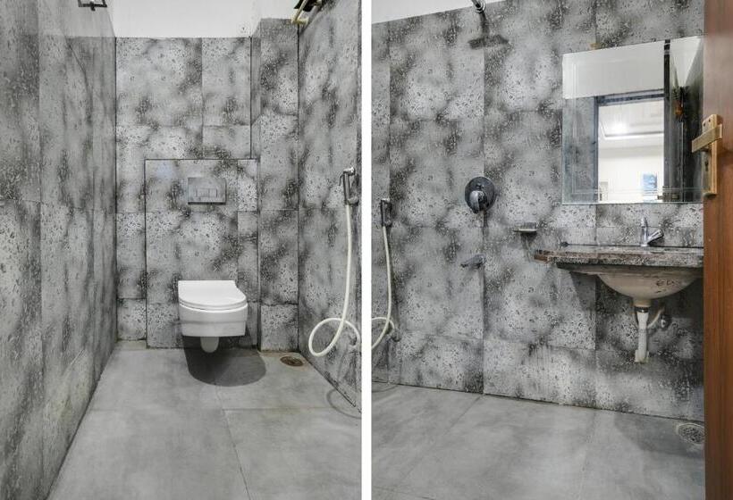 Santushti Hotel & Restaurant, Indore