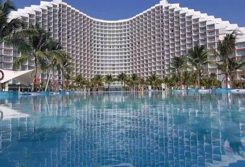 Happy Beach Seaview Hotel The Arena Cam Ranh Resort