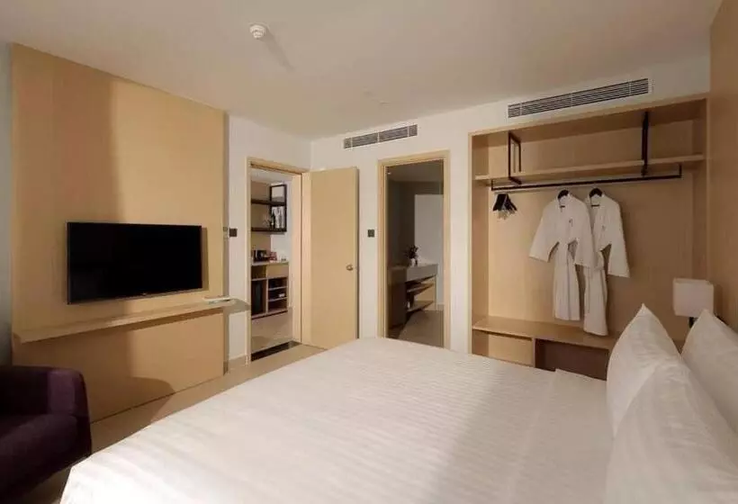 Happy Beach Seaview Hotel The Arena Cam Ranh Resort