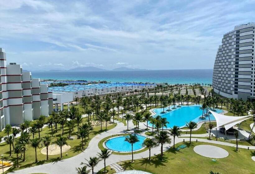 Happy Beach Seaview Hotel   The Arena Cam Ranh Resort