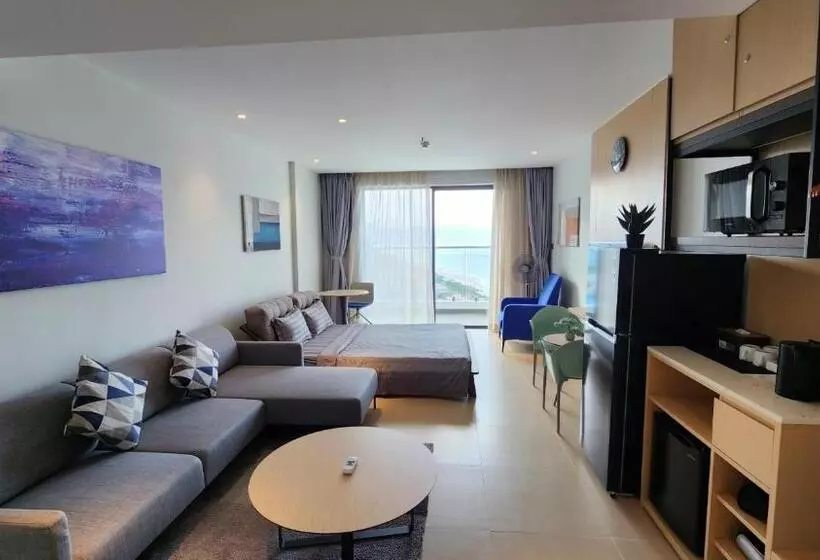 Happy Beach Seaview Hotel The Arena Cam Ranh Resort