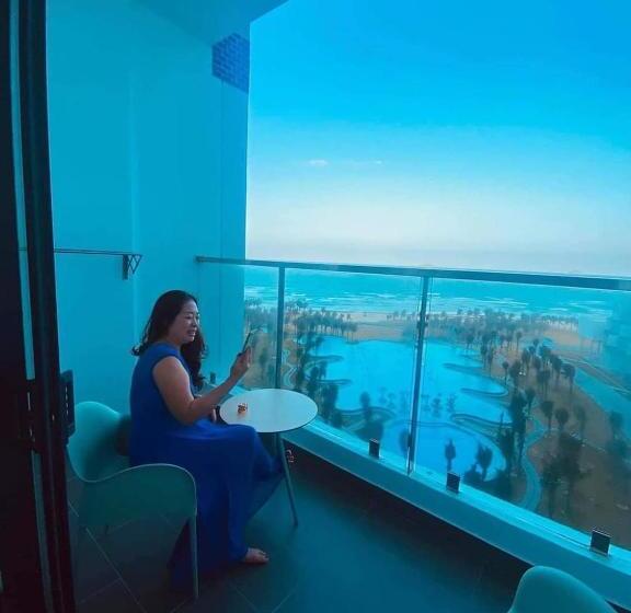 Happy Beach Seaview Hotel   The Arena Cam Ranh Resort