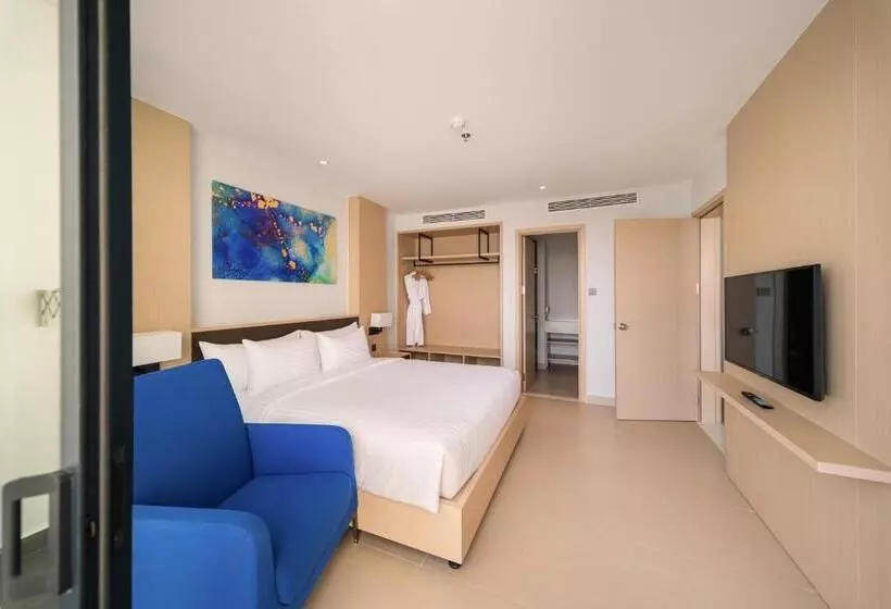 Happy Beach Seaview Hotel The Arena Cam Ranh Resort