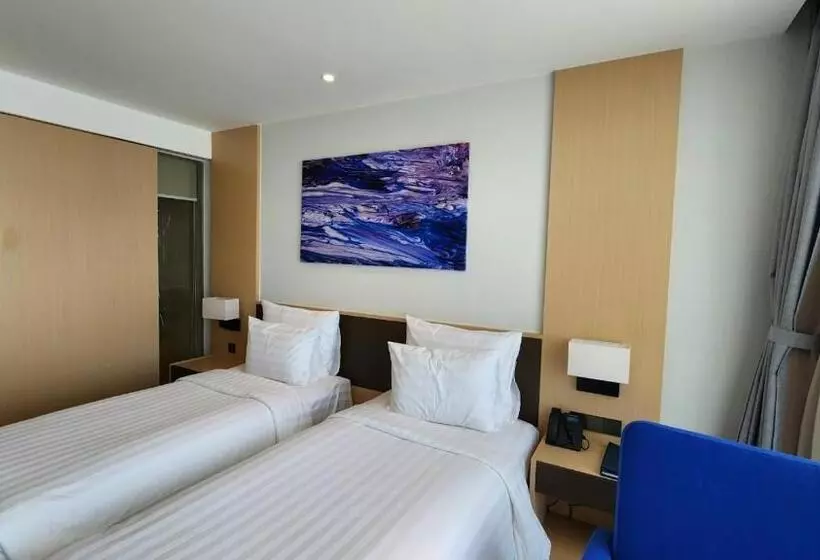 Happy Beach Seaview Hotel The Arena Cam Ranh Resort
