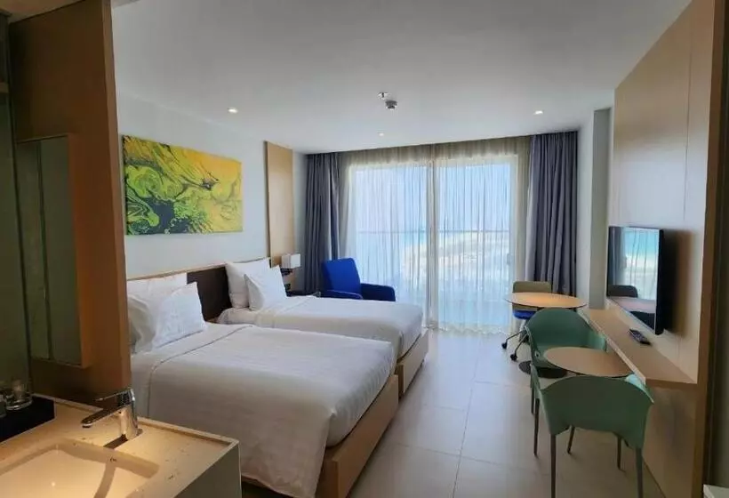 Happy Beach Seaview Hotel The Arena Cam Ranh Resort