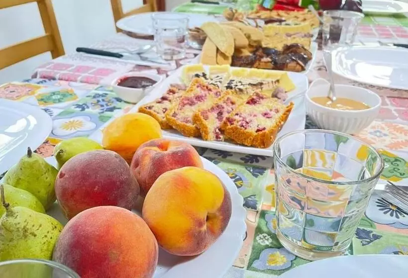 Aamiaismajoitus (B&B) L Oasi Del Raganello