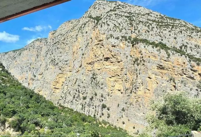 Aamiaismajoitus (B&B) L Oasi Del Raganello