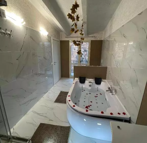 Aamiaismajoitus (B&B) L Oasi Del Raganello