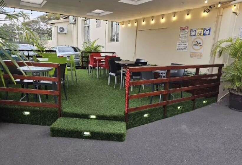 בית מלון כפרי Vip Boutique Guesthouse