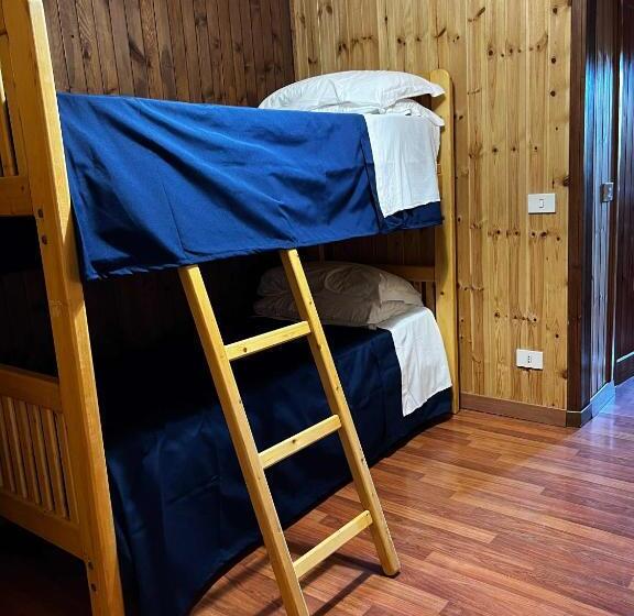 פנסיון Bed 100s